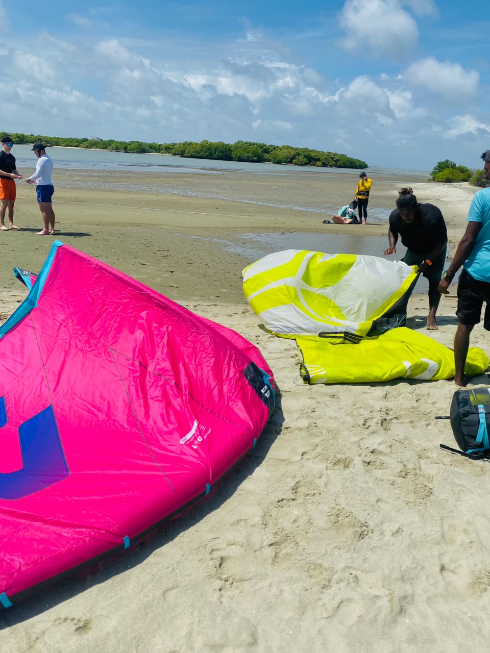 Boat trip with our kite crew – kitesurfing in Kalpitiya, Sri Lanka (photo 20)